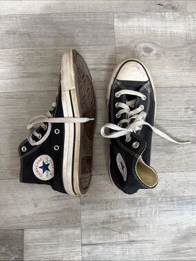 Converse high top chuck Taylor’s